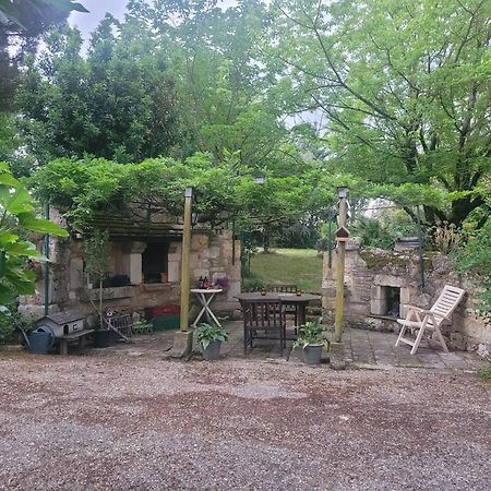 Pey Sud Gaua Bed & Breakfast Sistels Exterior photo